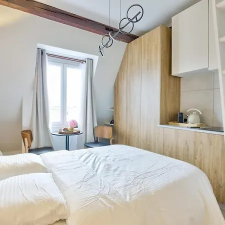 Grand Elegant Parc Monceau Appartamento