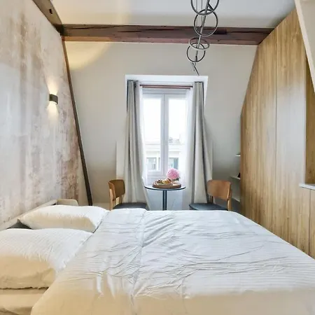 Grand Elegant Parc Monceau Appartamento *