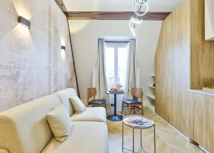 Grand Elegant Parc Monceau