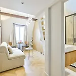 아파트 Grand Elegant Parc Monceau